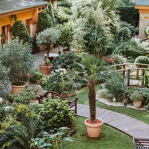 honigmond-garden-hotel.find-berlin-hotels.com/
